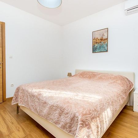 Apartments Lm Residence Rafailovići Zewnętrze zdjęcie