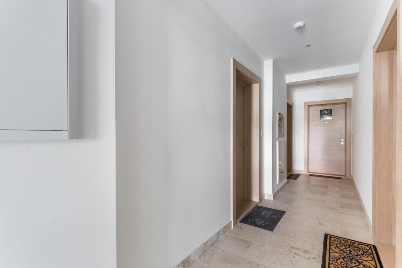 Apartments Lm Residence Rafailovići Zewnętrze zdjęcie