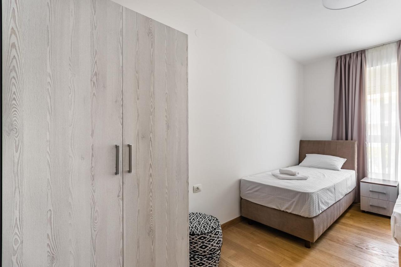 Apartments Lm Residence Rafailovići Zewnętrze zdjęcie