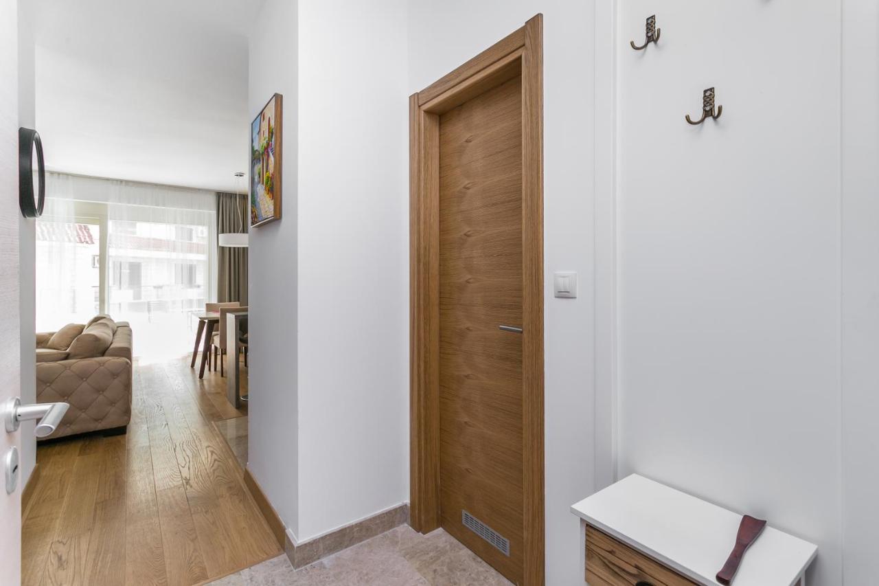 Apartments Lm Residence Rafailovići Zewnętrze zdjęcie