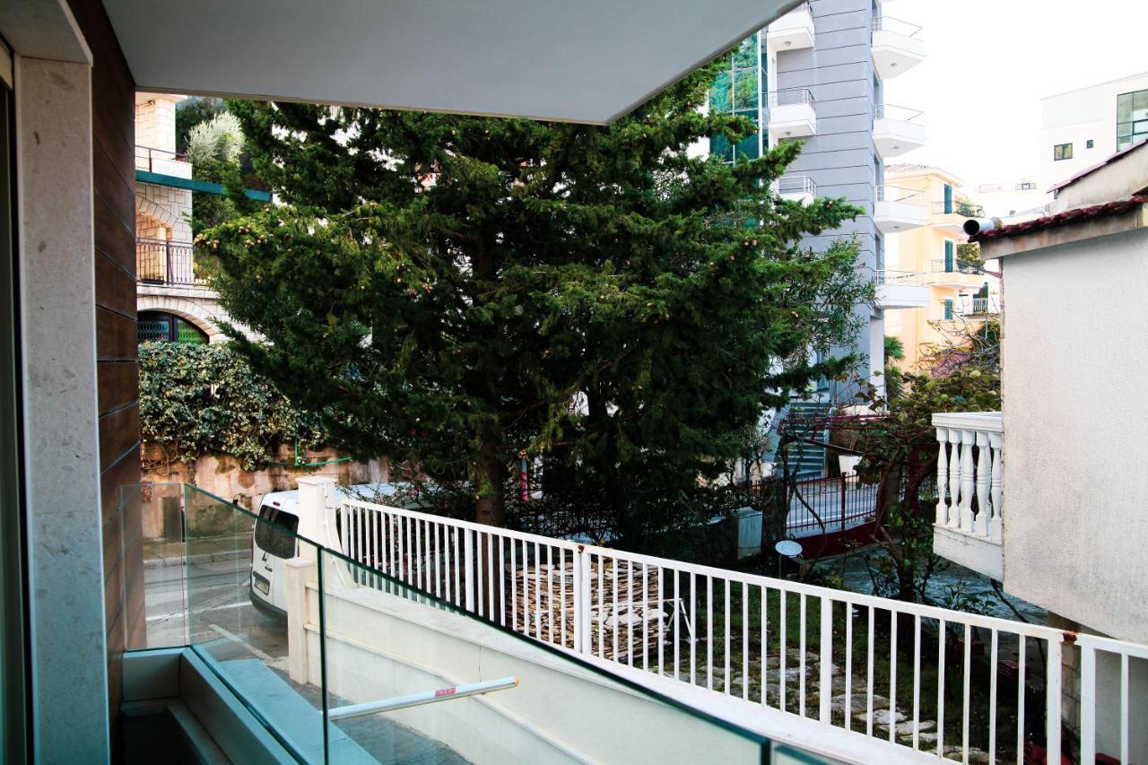 Apartments Lm Residence Rafailovići Zewnętrze zdjęcie